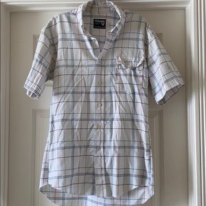 Wrangler cowboy cut long tail button down shirt